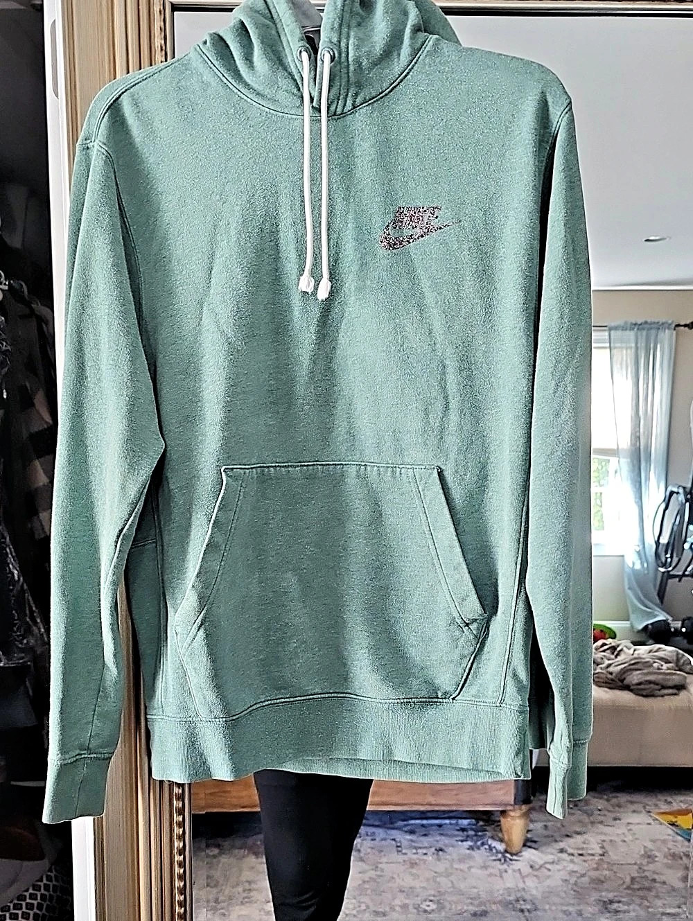 Nike essential plus fleece oullover Sage Green Hoodie Size XS